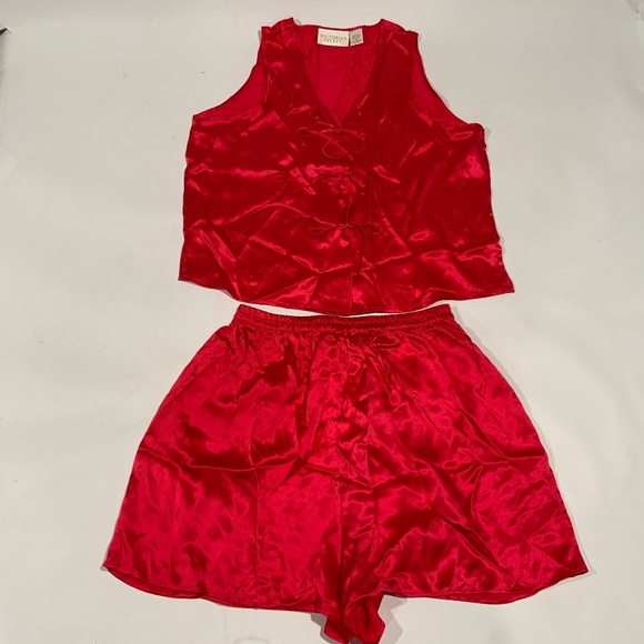 Vintage Victoria’s Secret Sz M Red Silk Pajamas - Picture 1 of 9